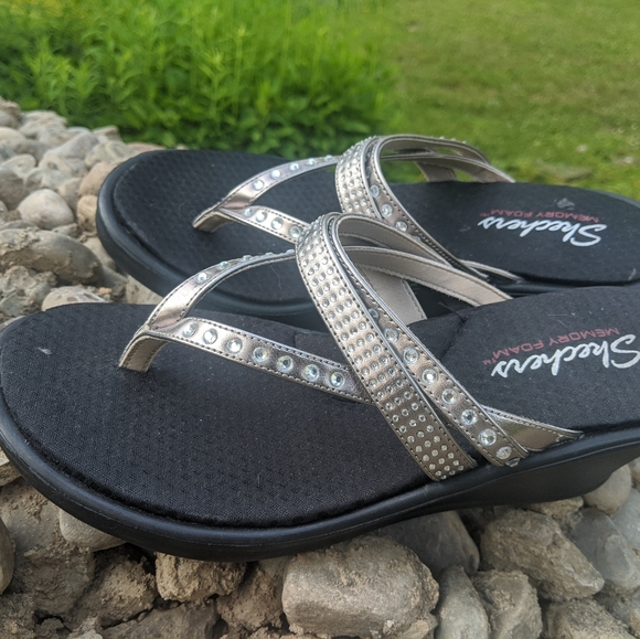 Women's Skechers Silver Studded Wedge Sandals 10M - Picture 1 of 5